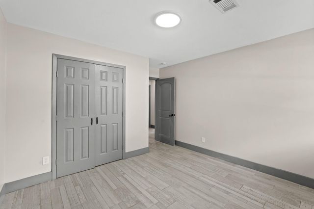5522 Braesvalley Drive, Houston, TX 77096