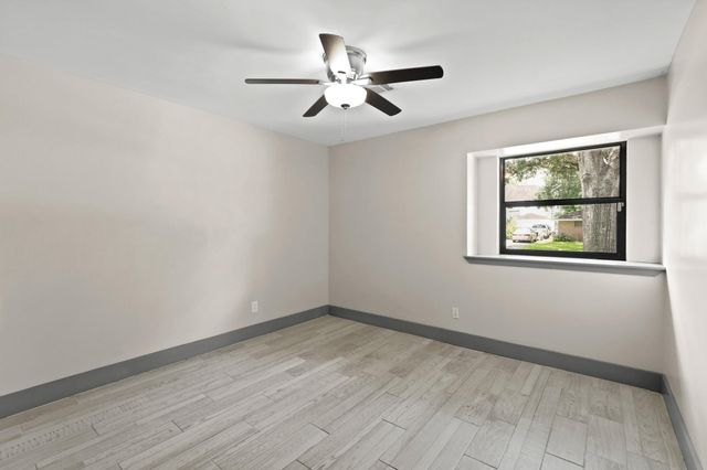 5522 Braesvalley Drive, Houston, TX 77096
