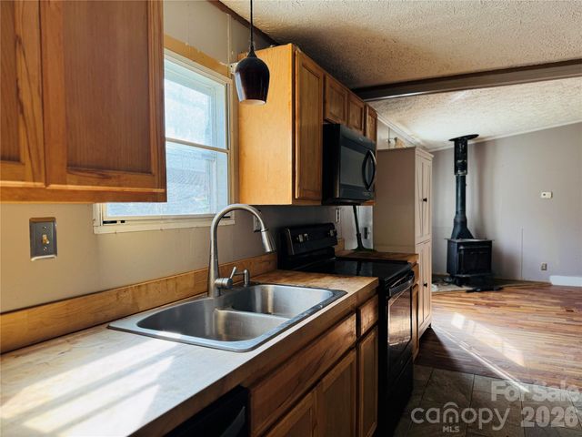 518 Nors Way, Lake Lure, NC 28746