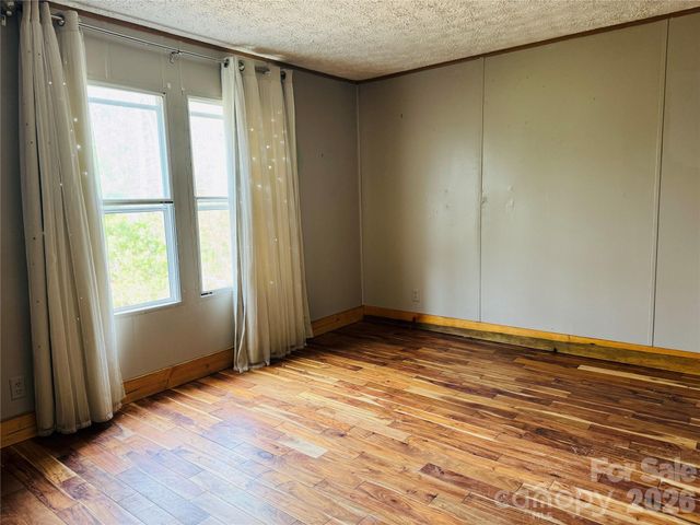 518 Nors Way, Lake Lure, NC 28746