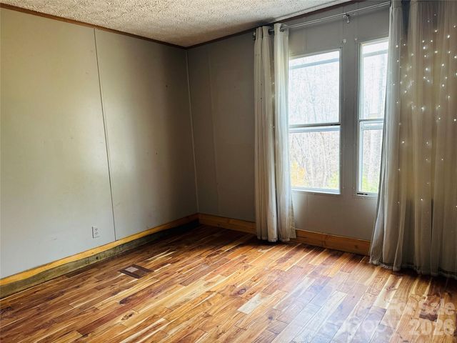 518 Nors Way, Lake Lure, NC 28746