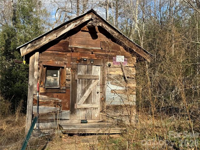 518 Nors Way, Lake Lure, NC 28746