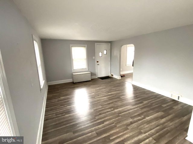 864 WHITEHORSE MERCERVILLE RD, Hamilton Township, NJ 08610