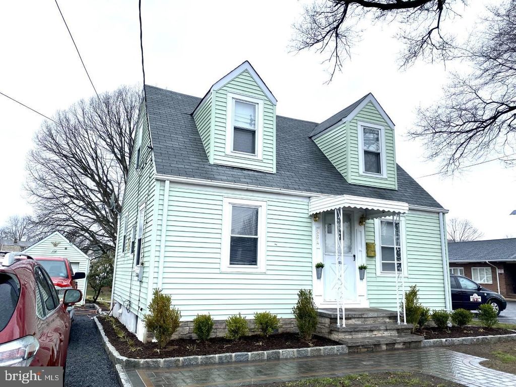 864 WHITEHORSE MERCERVILLE RD, Hamilton Township, NJ 08610