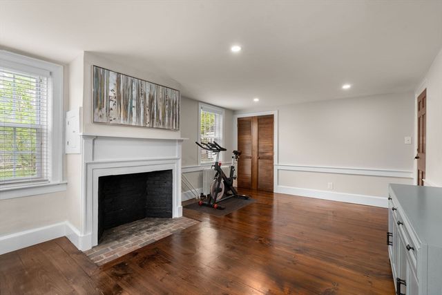 2067 Washington St, Canton, MA 02021
