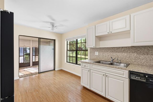 3233 Perimeter Drive 2511, Greenacres, FL 33467