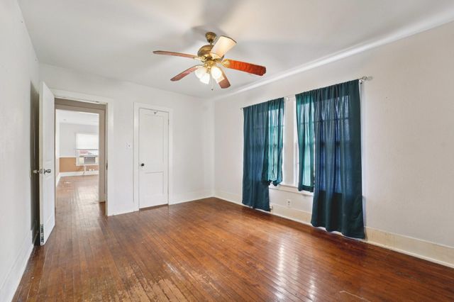 5224 Bernardo De Galvez, Galveston, TX 77551