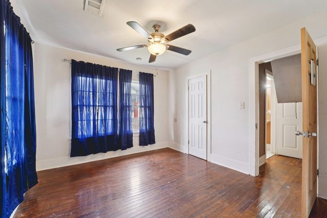 5224 Bernardo De Galvez, Galveston, TX 77551