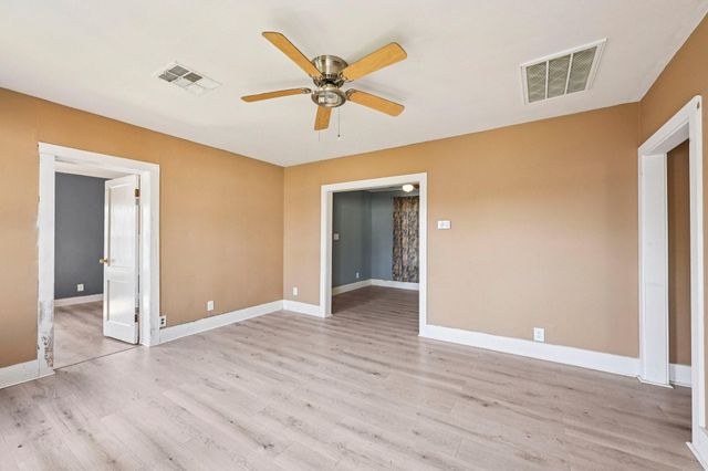 5224 Bernardo De Galvez, Galveston, TX 77551