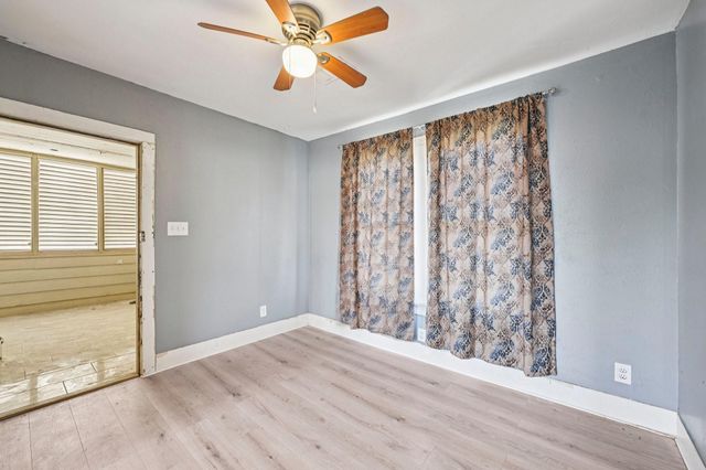 5224 Bernardo De Galvez, Galveston, TX 77551