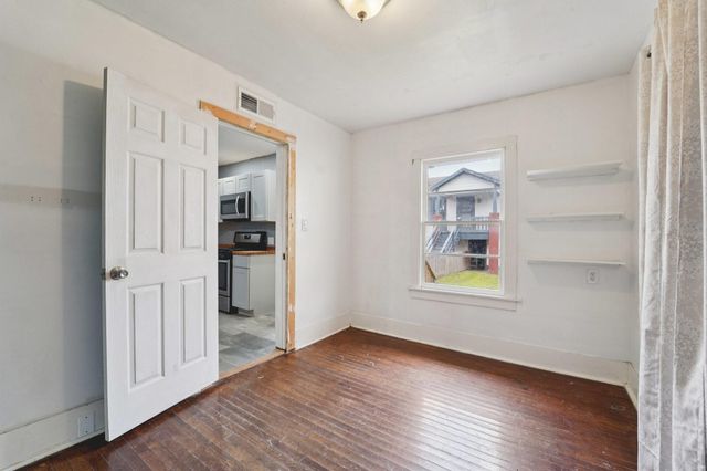 5224 Bernardo De Galvez, Galveston, TX 77551