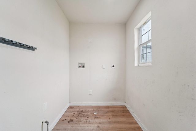 5224 Bernardo De Galvez, Galveston, TX 77551