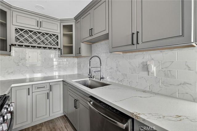 2016 Euclid Street 6, Santa Monica, CA 90405