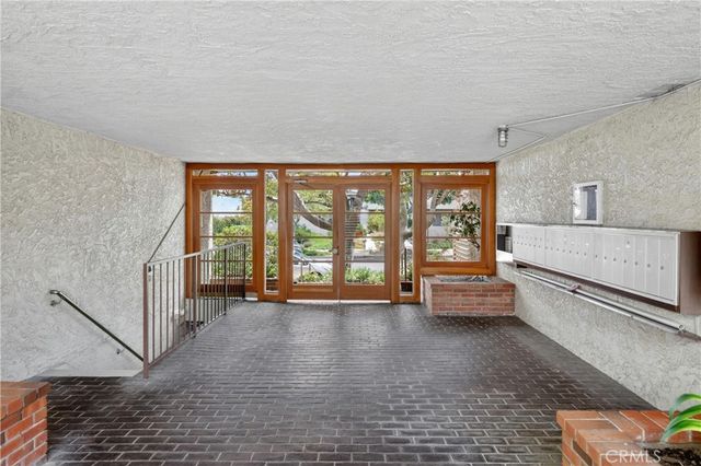 2016 Euclid Street 6, Santa Monica, CA 90405