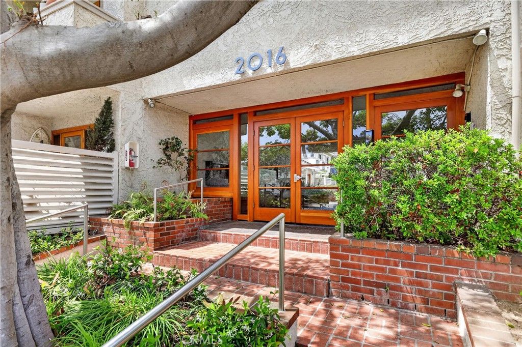 2016 Euclid Street 6, Santa Monica, CA 90405