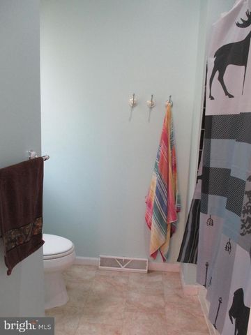 575 POND NECK RD, Earleville, MD 21919