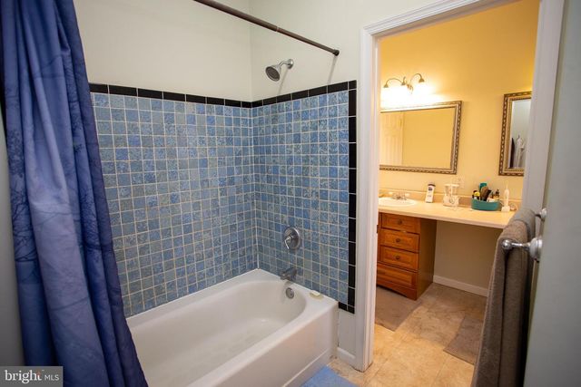 575 POND NECK RD, Earleville, MD 21919