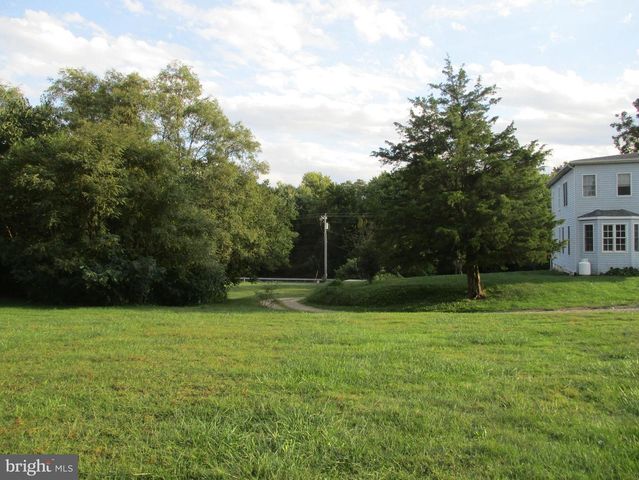 575 POND NECK RD, Earleville, MD 21919