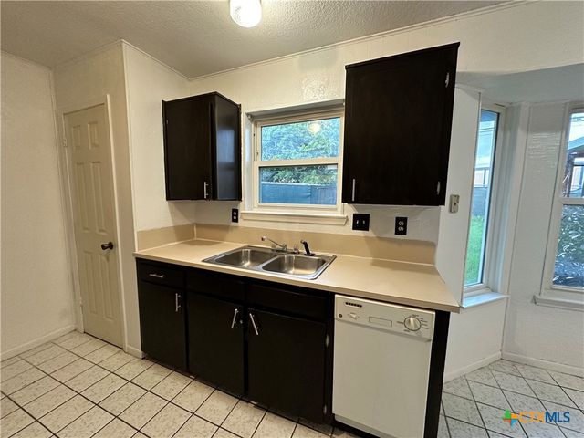 207 Myra Lou Avenue, Copperas Cove, TX 76522