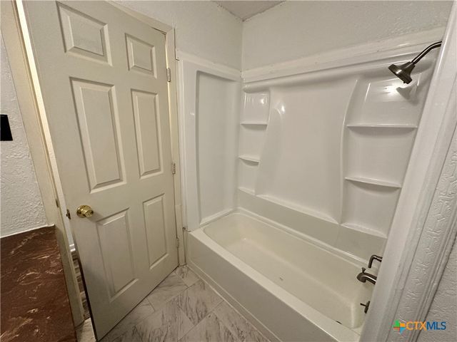 207 Myra Lou Avenue, Copperas Cove, TX 76522