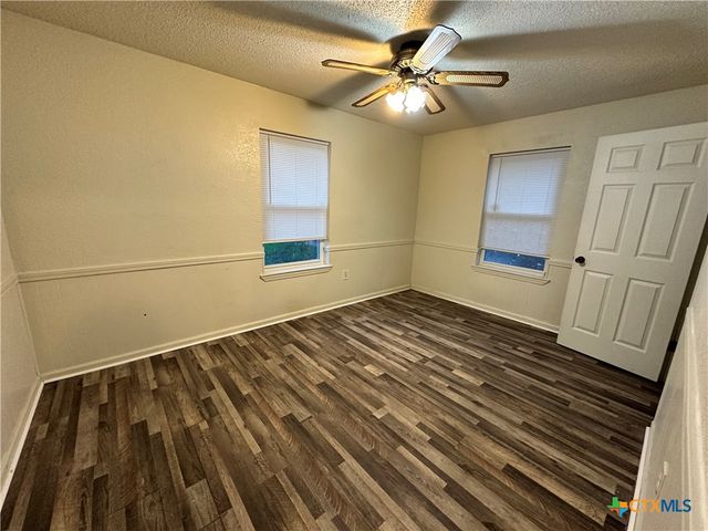 207 Myra Lou Avenue, Copperas Cove, TX 76522