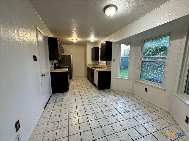 207 Myra Lou Avenue, Copperas Cove, TX 76522