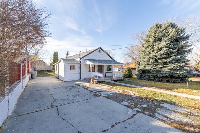 384 E 300 S, Pleasant Grove, UT 84062