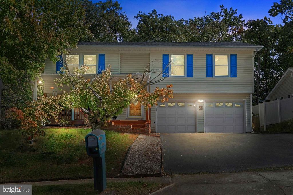 7967 CITADEL DR, Severn, MD 21144