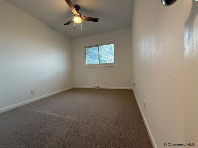 4940 MOUNTAIN RD, Cheyenne, WY 82009