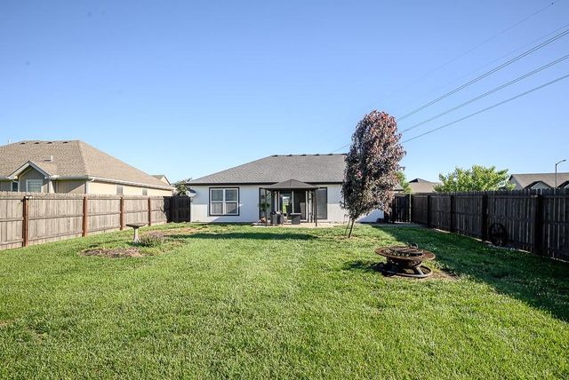16809 Sheehan Road, Basehor, KS 66007