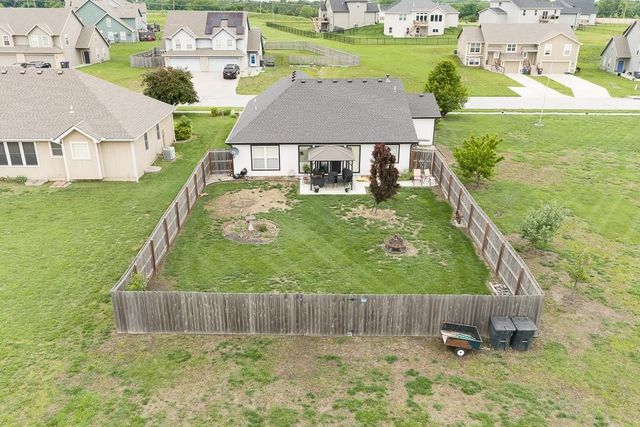 16809 Sheehan Road, Basehor, KS 66007