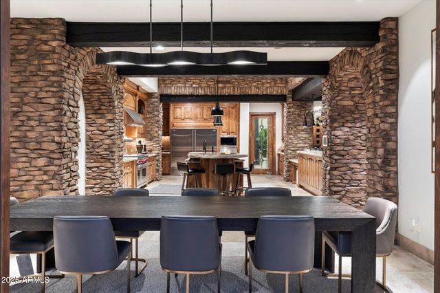 11240 E APACHE VISTAS Drive, Scottsdale, AZ 85262