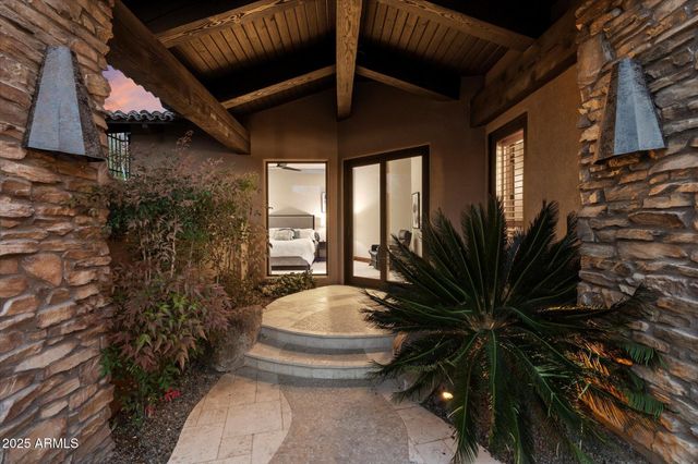 11240 E APACHE VISTAS Drive, Scottsdale, AZ 85262