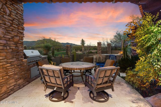 11240 E APACHE VISTAS Drive, Scottsdale, AZ 85262