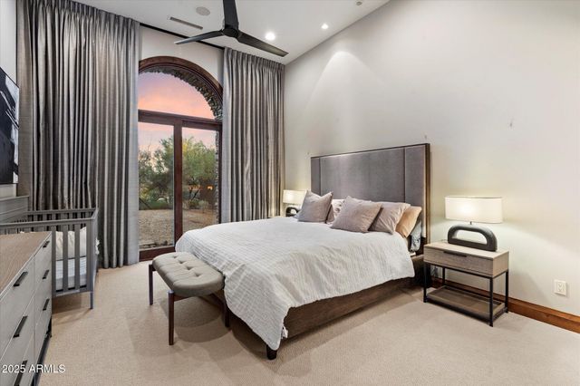 11240 E APACHE VISTAS Drive, Scottsdale, AZ 85262