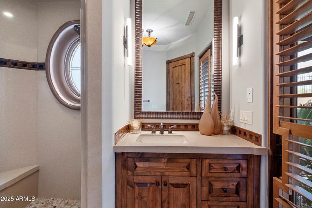 11240 E APACHE VISTAS Drive, Scottsdale, AZ 85262