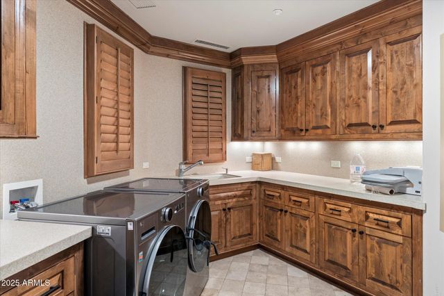 11240 E APACHE VISTAS Drive, Scottsdale, AZ 85262