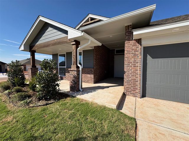 10729 Painted Turtle Way, Midwest City, OK 73130