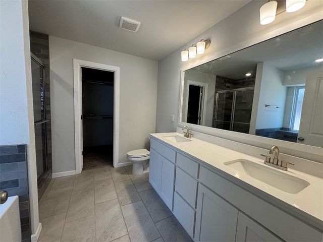 10729 Painted Turtle Way, Midwest City, OK 73130