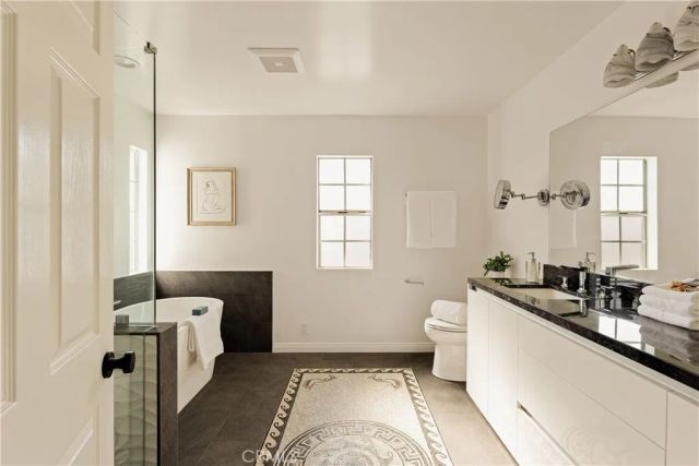 7737 Denrock, Westchester, CA 90045