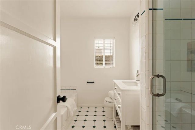 7737 Denrock, Westchester, CA 90045