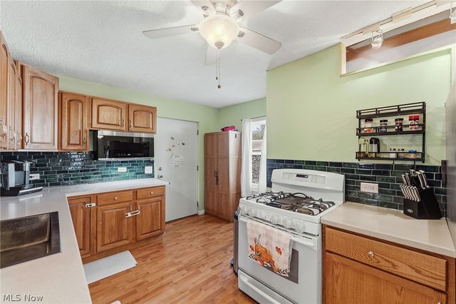 3813 Buechner Avenue, Cleveland, OH 44109
