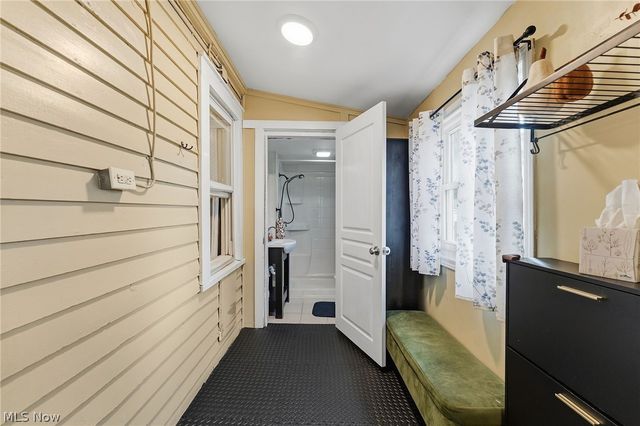 3813 Buechner Avenue, Cleveland, OH 44109