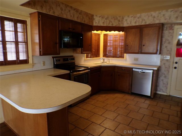 807 N Parkinson Avenue, Wagoner, OK 74467