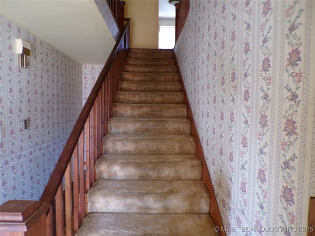 807 N Parkinson Avenue, Wagoner, OK 74467