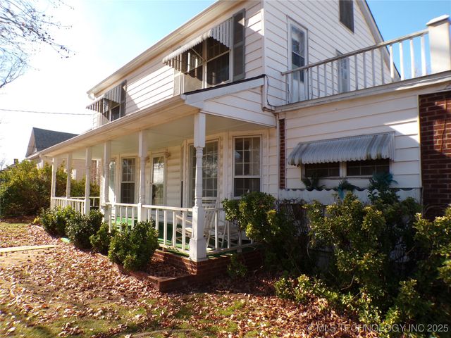 807 N Parkinson Avenue, Wagoner, OK 74467