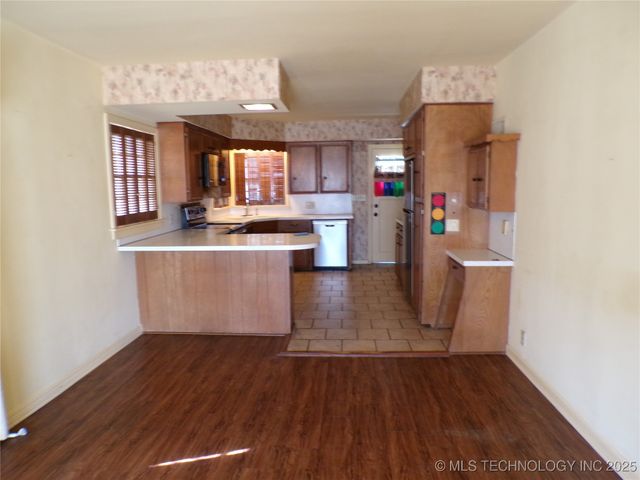 807 N Parkinson Avenue, Wagoner, OK 74467