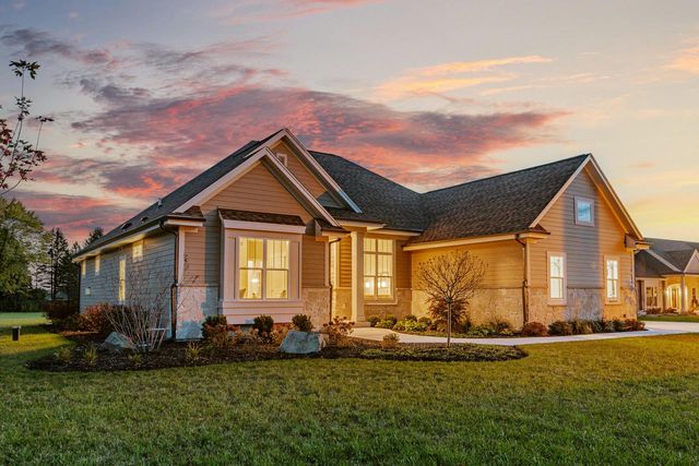 N82W27557 Cress-Brook DRIVE, Hartland, WI 53029