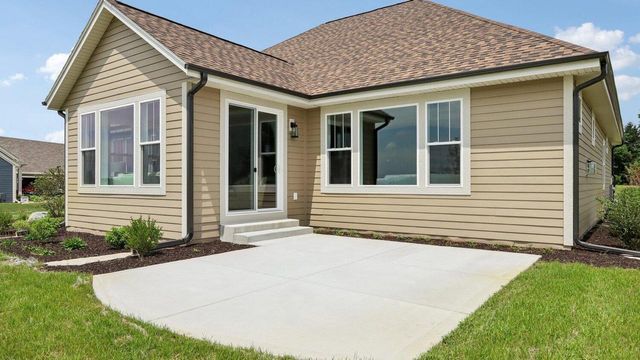 N82W27557 Cress-Brook DRIVE, Hartland, WI 53029