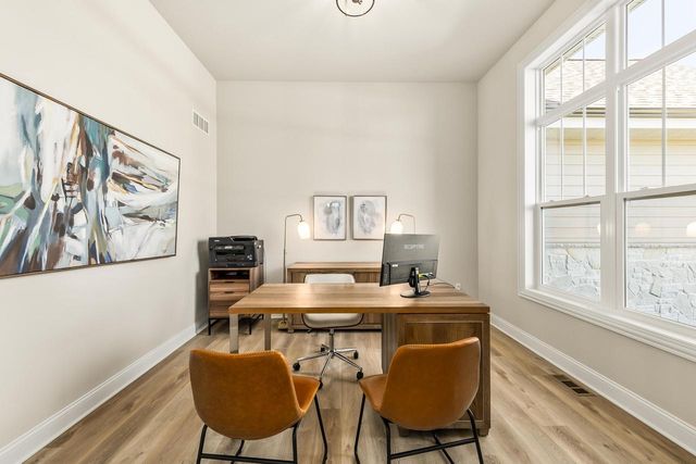 N82W27557 Cress-Brook DRIVE, Hartland, WI 53029